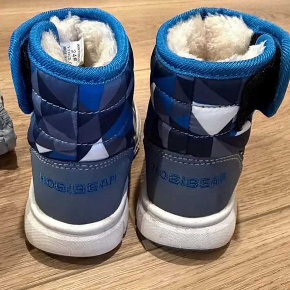 Hobibear Toddler Faux Fur Lined Snowboots and Dinosaur Mittens